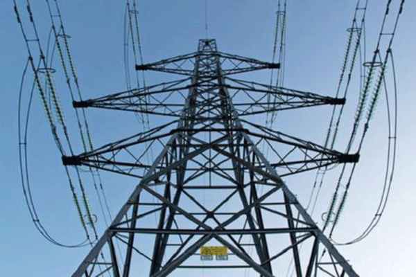 YRKK高壓電機必須承受多大的電壓？